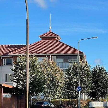 Porvoon Helmi Viehattava Asunto Joen Rannassa Buitenkant foto